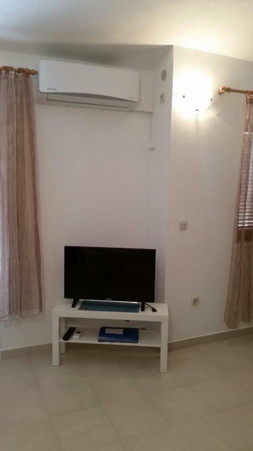 Apartman Ivanica Jezera Exterior photo